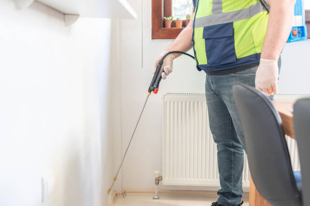 Best Commercial Pest Control Services  in Plainwell, MI